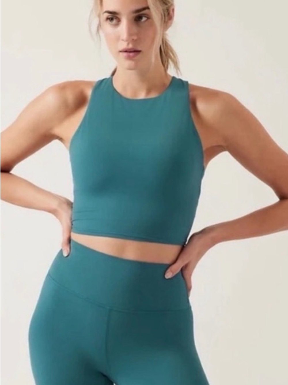 Athleta Teal High-Neck Workout Crop Tank with built-in Bra- size 1X